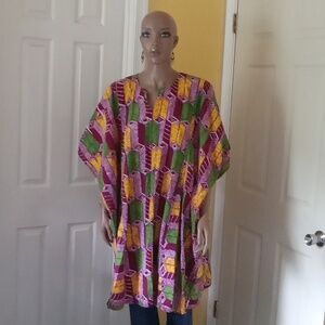 Nigerian made shirt / tunic. Beautifully hand made cotton print 2 pockets